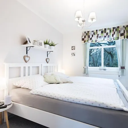 Na Krasne Vyhlidce 招待所 Olsina